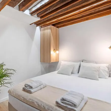Sublim Marais With Ac Apartmán